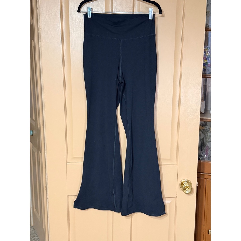 Gilly Hicks Go Recharge High Rise Flare Leggings Black Side Slit Yoga Pants L